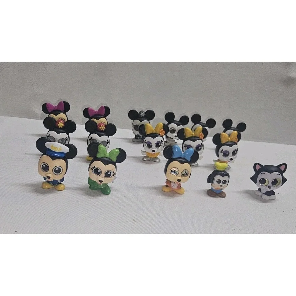 Huge Disney Doorables Mickey & Minnie Mouse Figure Lot 17 pc Multi-Series Bundle